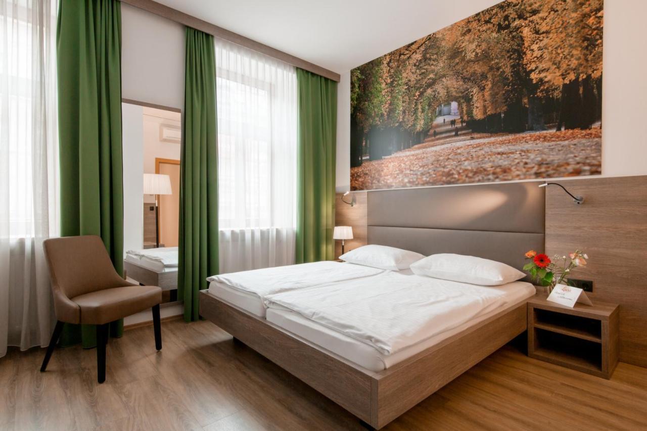 Hotel Lucia Wien Ngoại thất bức ảnh