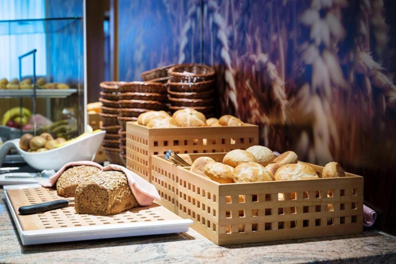 Hotel Lucia Wien Ngoại thất bức ảnh