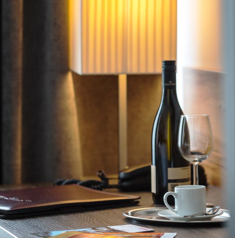 Hotel Lucia Wien Ngoại thất bức ảnh
